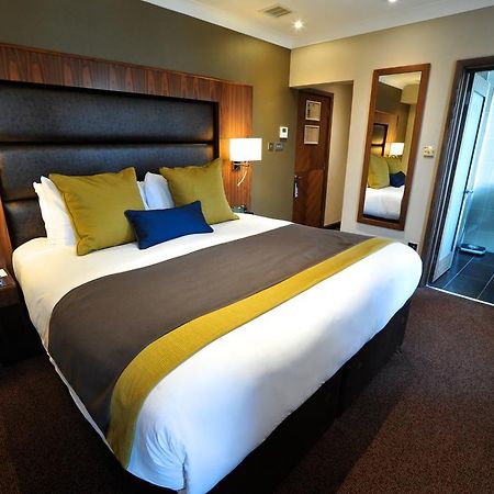 Frensham Pond Country House Hotel & Spa Farnham  Esterno foto