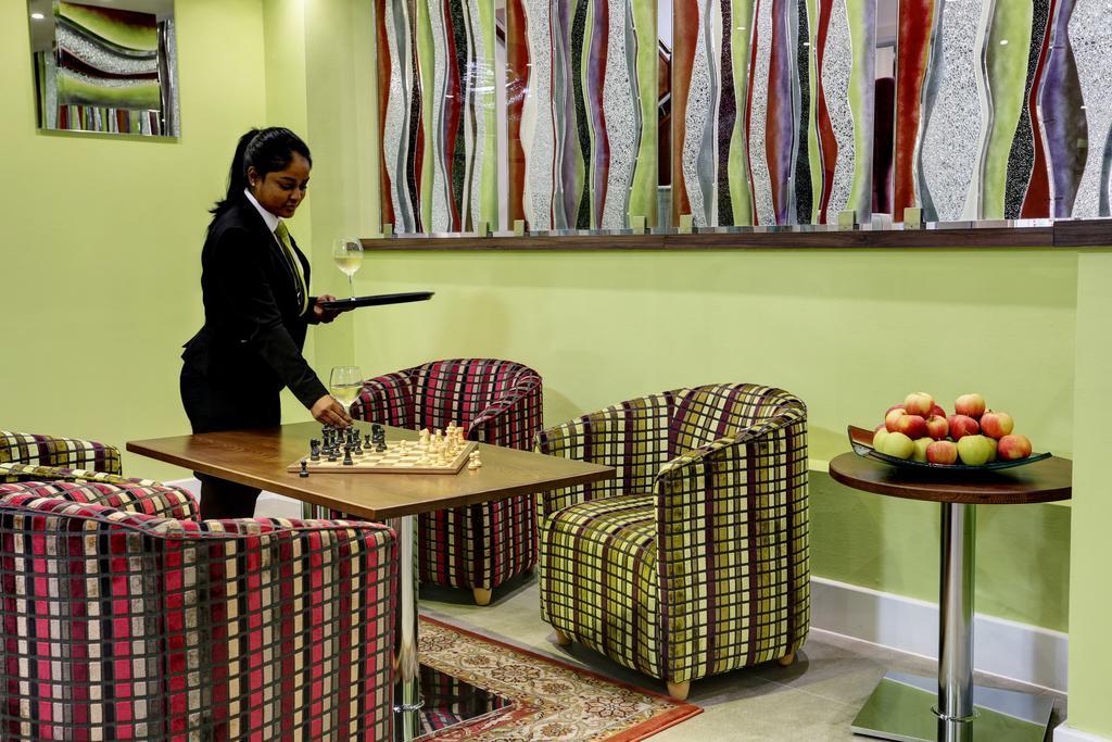 Frensham Pond Country House Hotel & Spa Farnham  Esterno foto