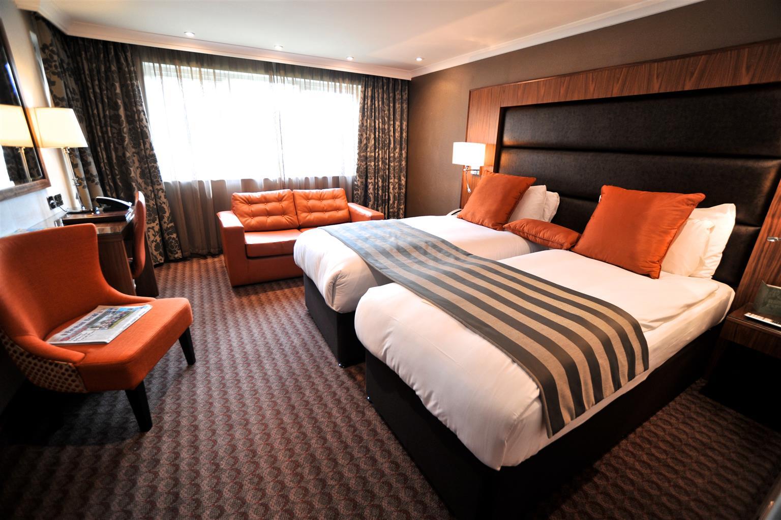 Frensham Pond Country House Hotel & Spa Farnham  Esterno foto