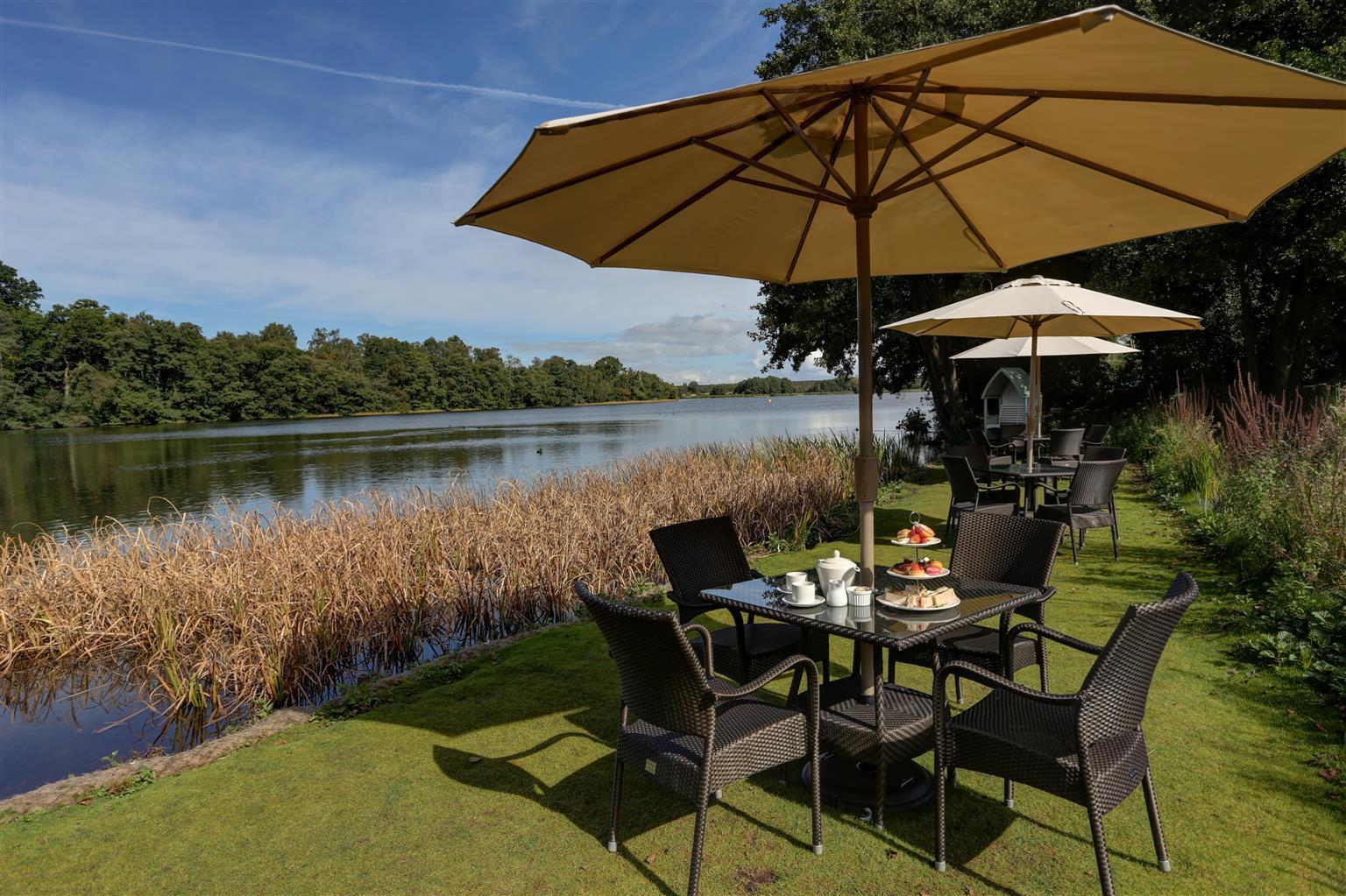 Frensham Pond Country House Hotel & Spa Farnham  Esterno foto
