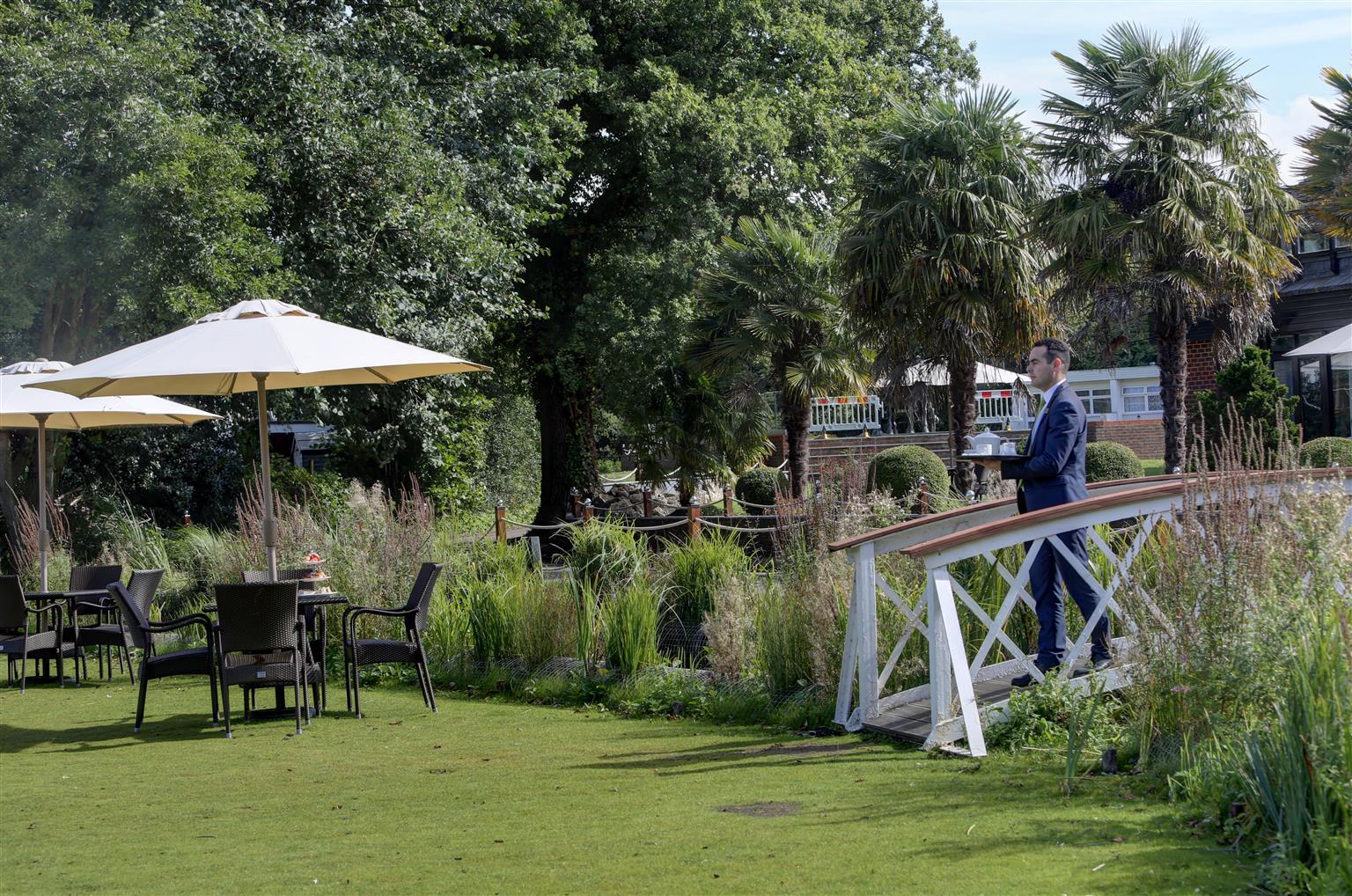 Frensham Pond Country House Hotel & Spa Farnham  Esterno foto