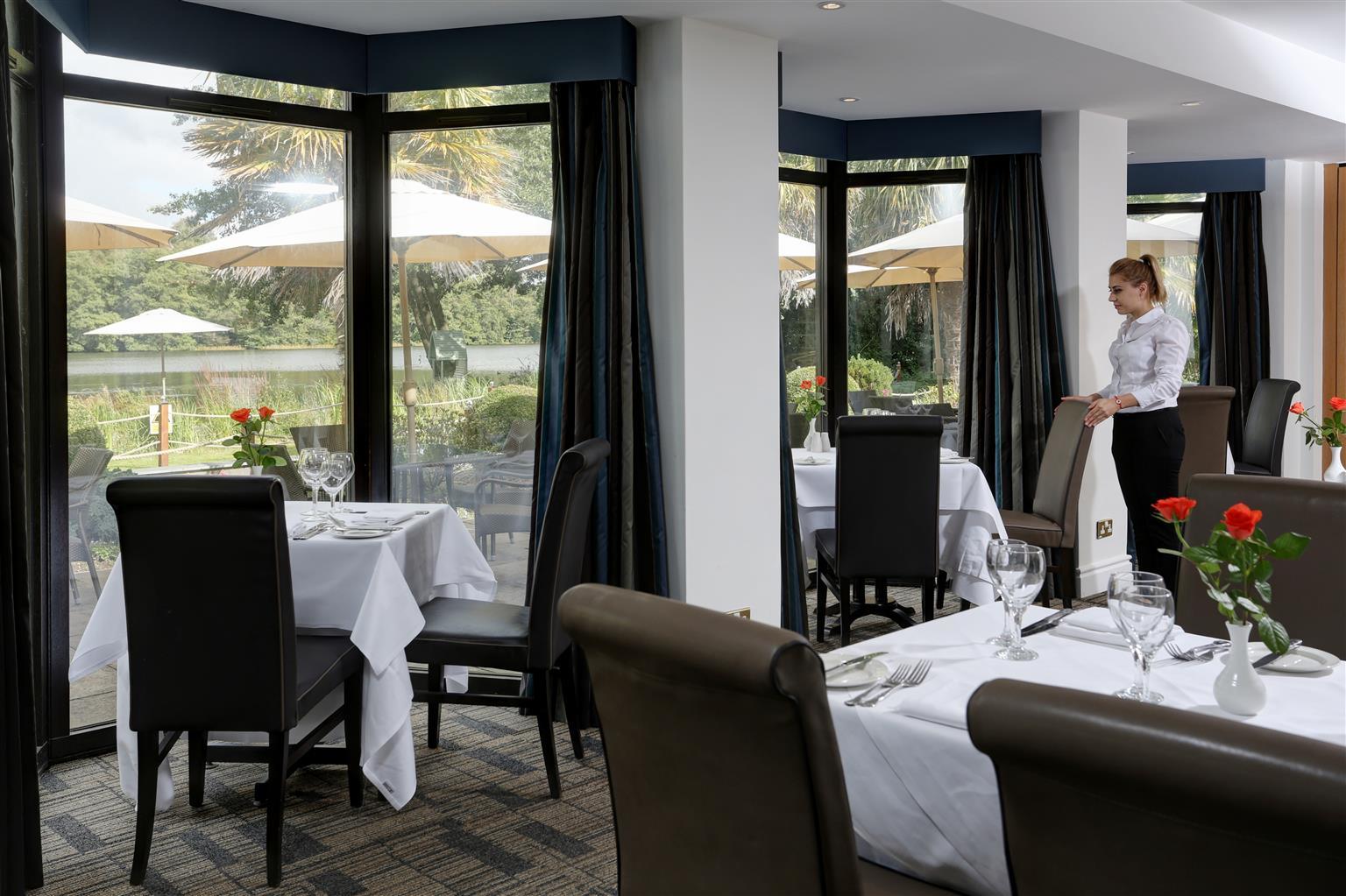 Frensham Pond Country House Hotel & Spa Farnham  Esterno foto