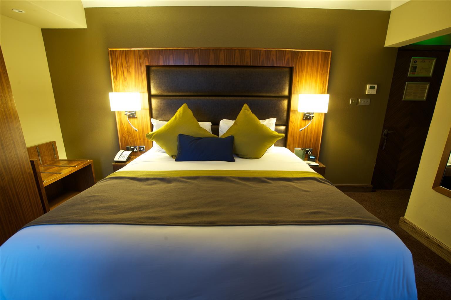 Frensham Pond Country House Hotel & Spa Farnham  Esterno foto